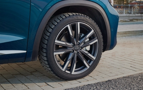 Комплект зимней резины в подарок